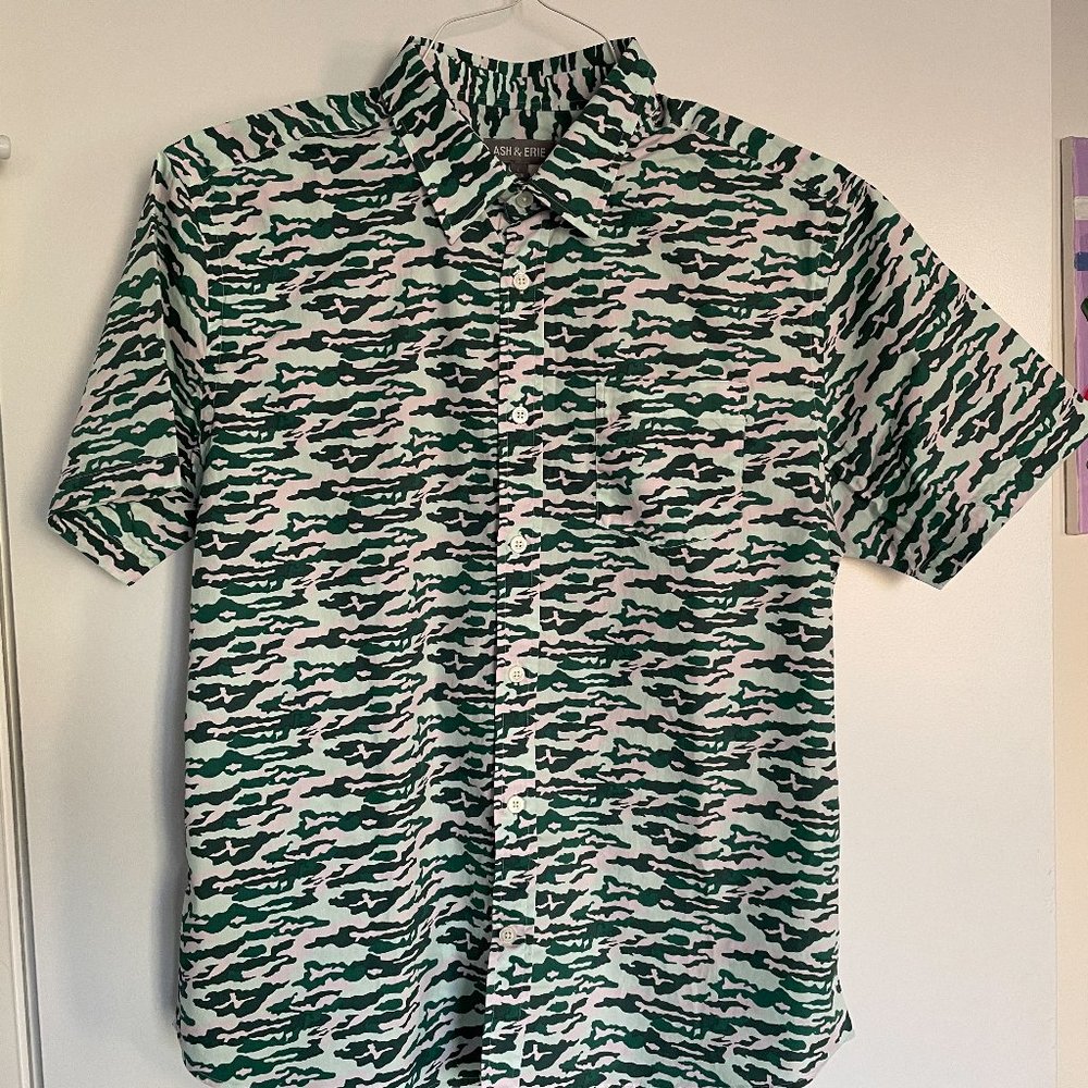 NEW WITH TAGS short sleeve shirt green retro Large